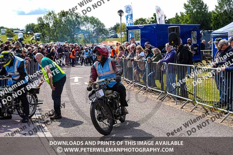 Vintage motorcycle club;eventdigitalimages;no limits trackdays;peter wileman photography;vintage motocycles;vmcc banbury run photographs